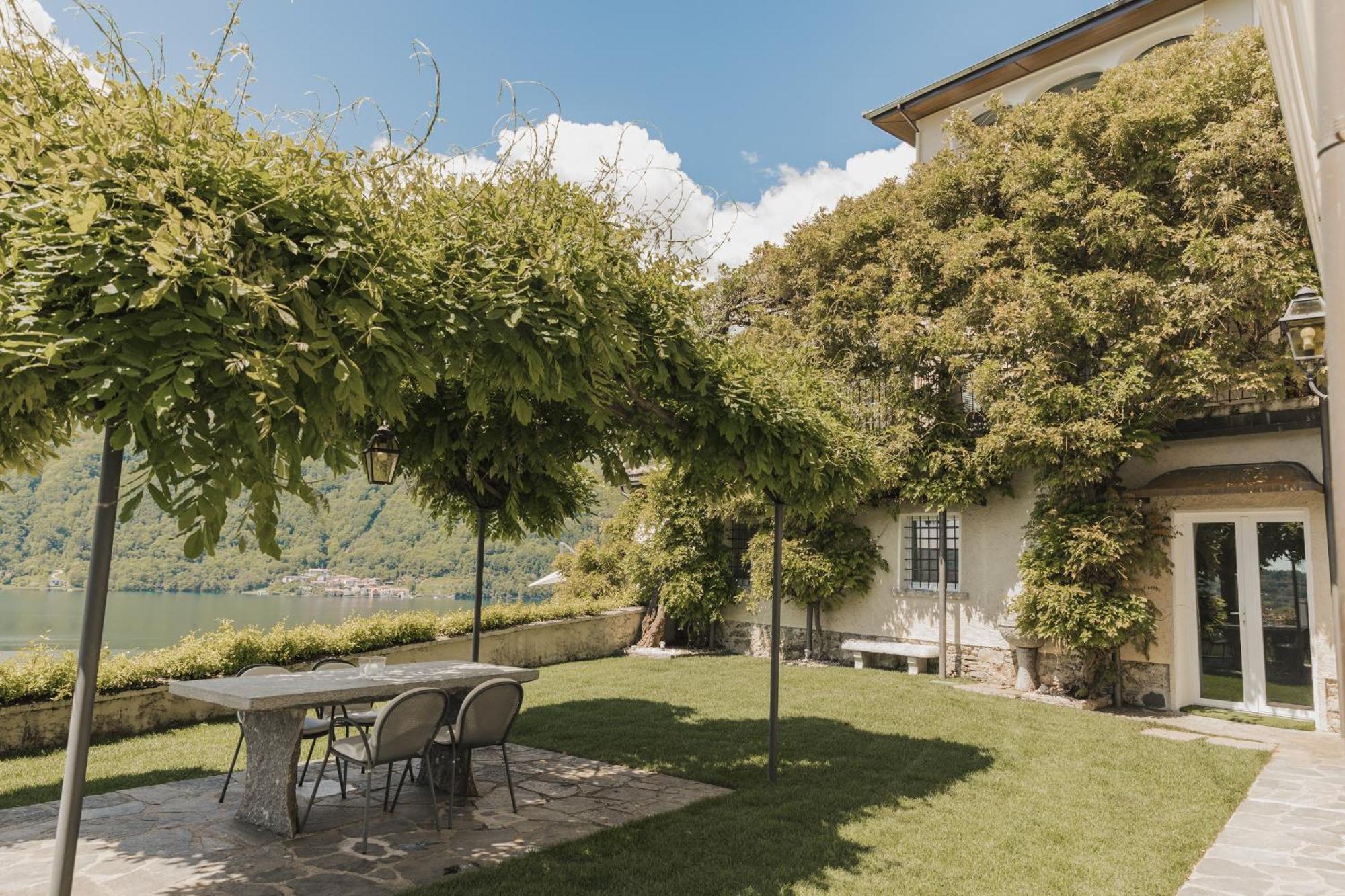 Villa Antica Colonia - Lake Orta - Suite Apartments Adults Only - Spa & Wellness Pettenasco Exterior foto